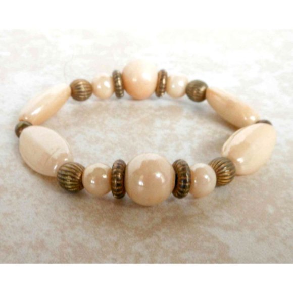 Vintage White Glass Multi Shape Bead Stretch Bracelet , Off-White - Picture 4 of 5